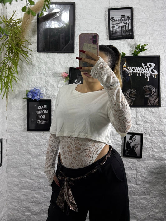 Body in pizzo con copri spalle tinta unita