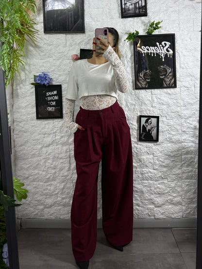 Pantalone a palazzo con pences e linea morbida