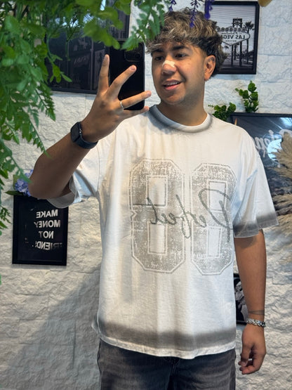 T-shirt bianca con stampa 88 e scritta in brillantini - OVERSIZE