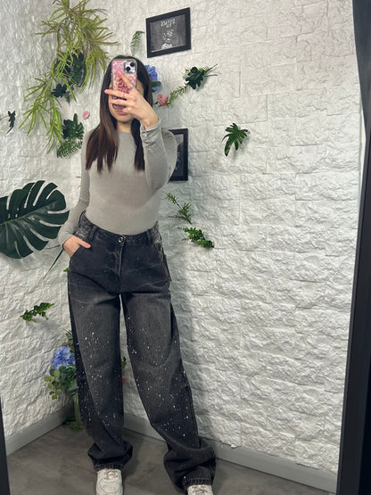 Jeans balloon neri con brillantini ed effetto rovinato