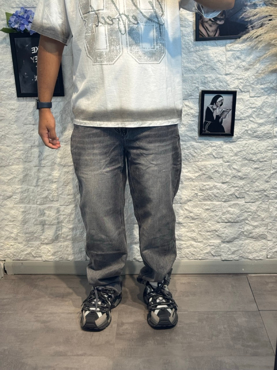 Jeans baggy grigio scuro sfumato in denim