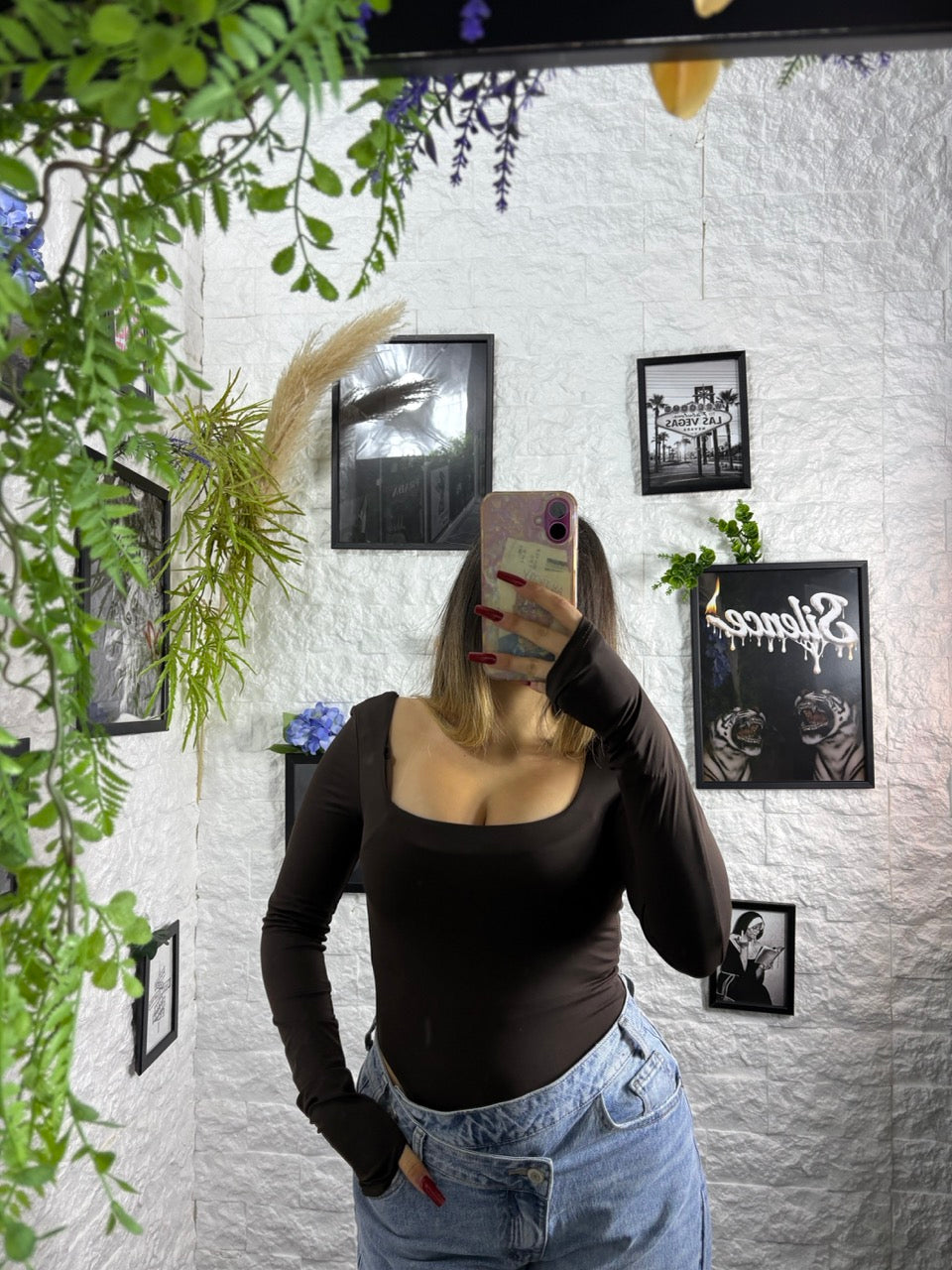 Body aderente a manica lunga con scollo quadrato