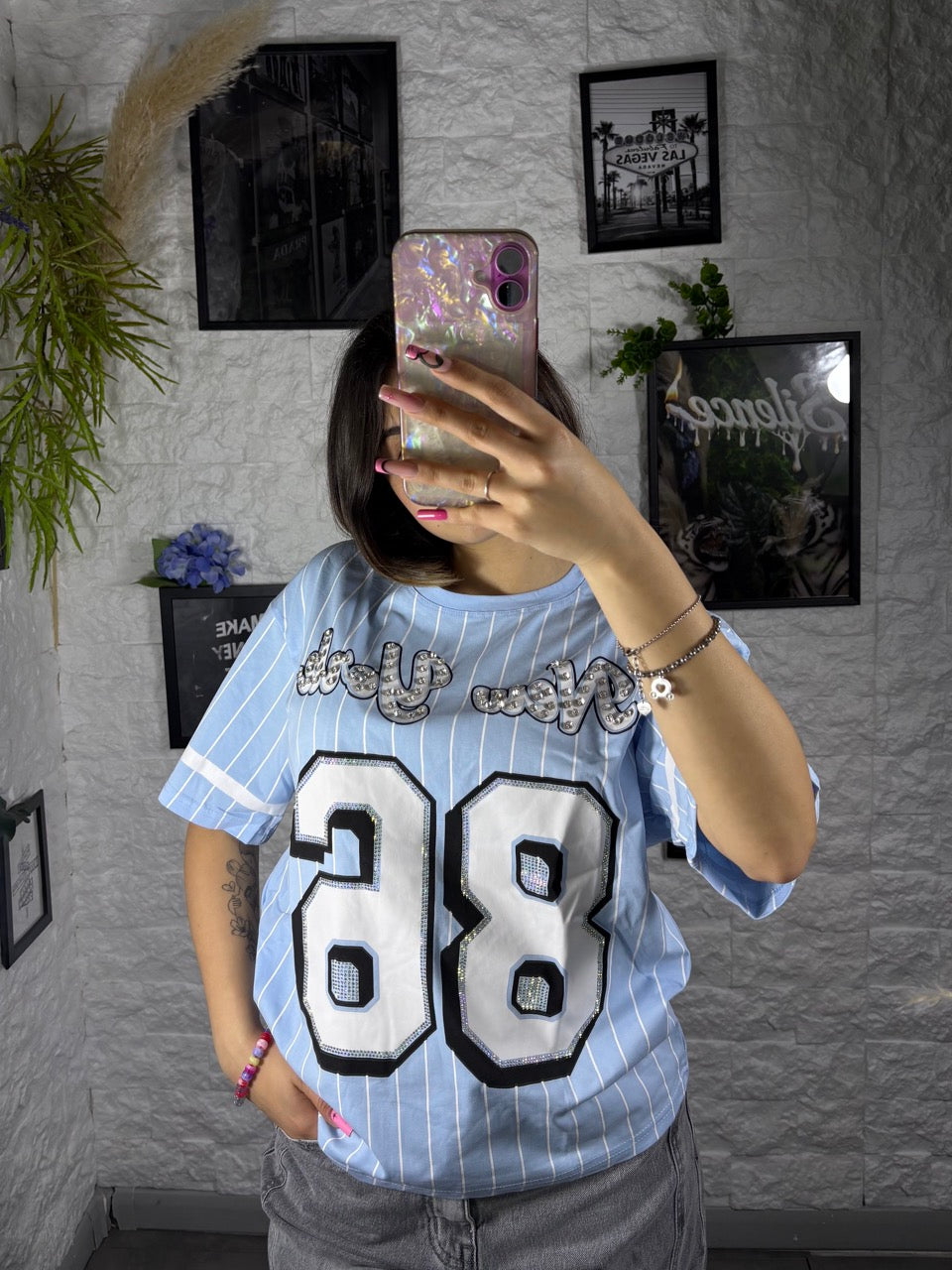 T-shirt a righe con numero 38 e strass - OVERSIZE