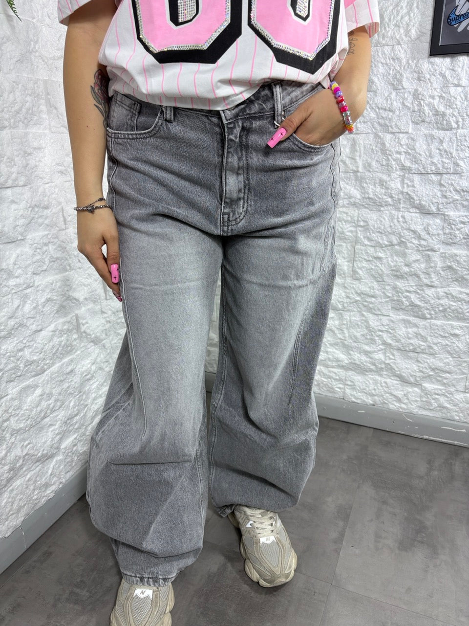Jeans grigio slavato in denim balloon