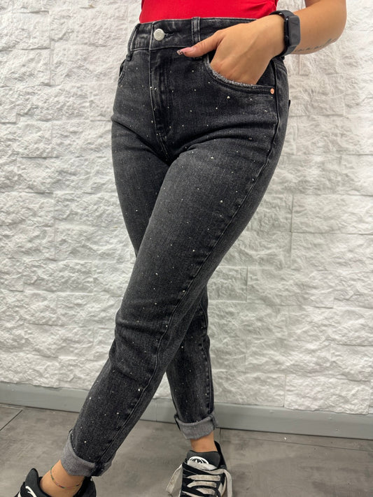 Jeans mom fit grigi con strass