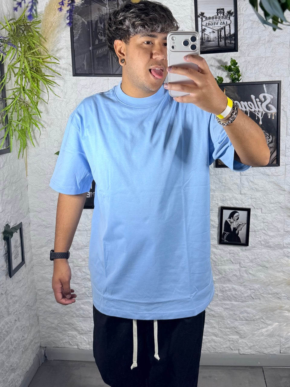 T-shirt turchese in tinta unita con mezzo collo alto - OVERSIZE