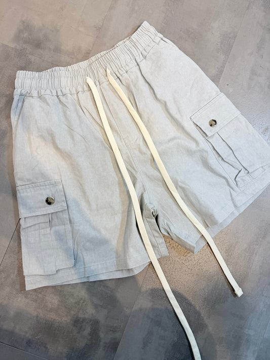 Bermuda cargo grigio chiaro con tasche laterali e laccio 10-16 anni