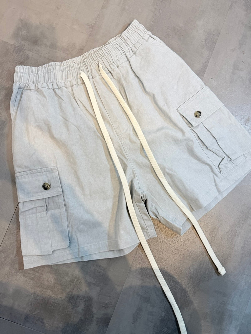 Bermuda cargo grigio chiaro con tasche laterali e laccio 10-16 anni