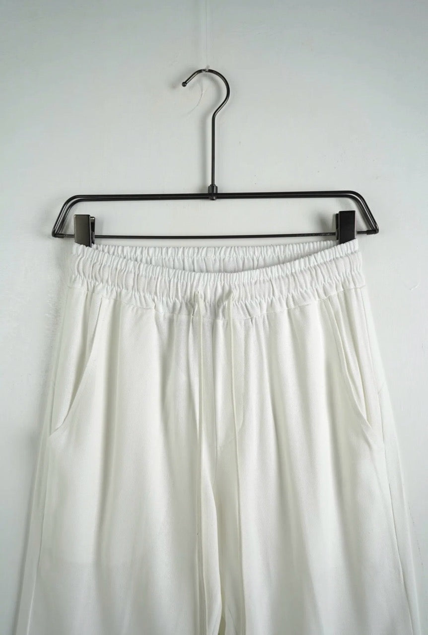 Pantalone panna in misto lino con elastico e laccio in vita