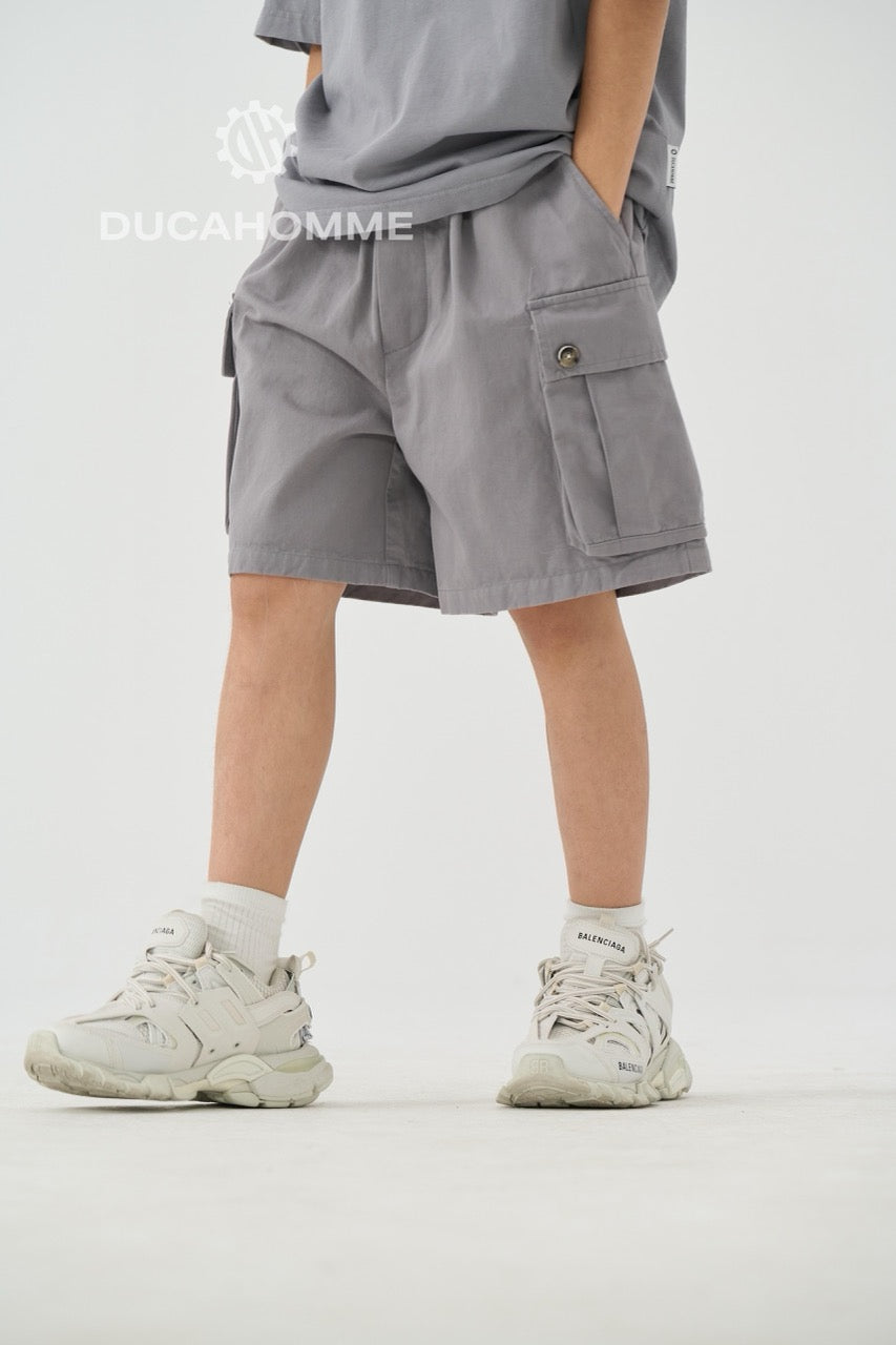 Jeans bermuda cargo grigio chiaro con tasche laterali e laccio lungo 10-16 anni