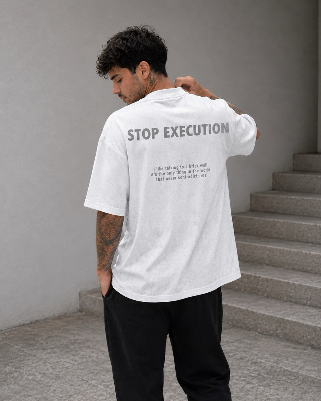 T-shirt bianco avorio slavata con stampa Target - OVERSIZE