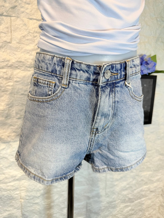 Shorts azzurro chiaro in denim con tasca argento strass 6-16 anni