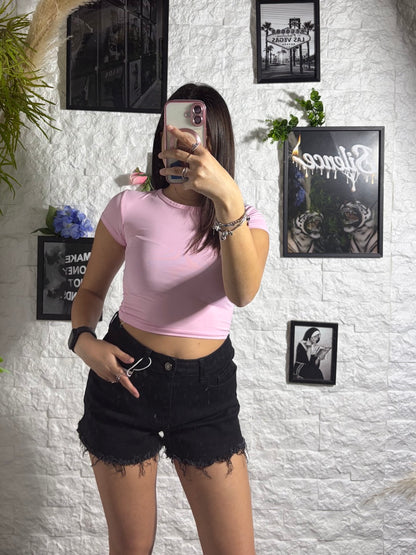 Jeans shorts nero con tasca rosa strass e strappi