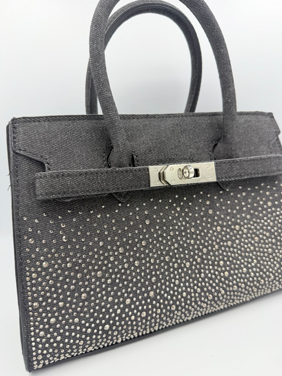 Borsa bauletto nera con strass e chiusura argentata