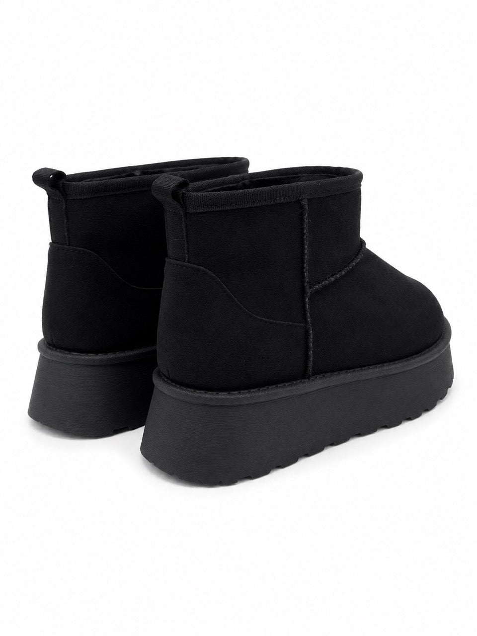 Stivaletto nero basso con suola platform