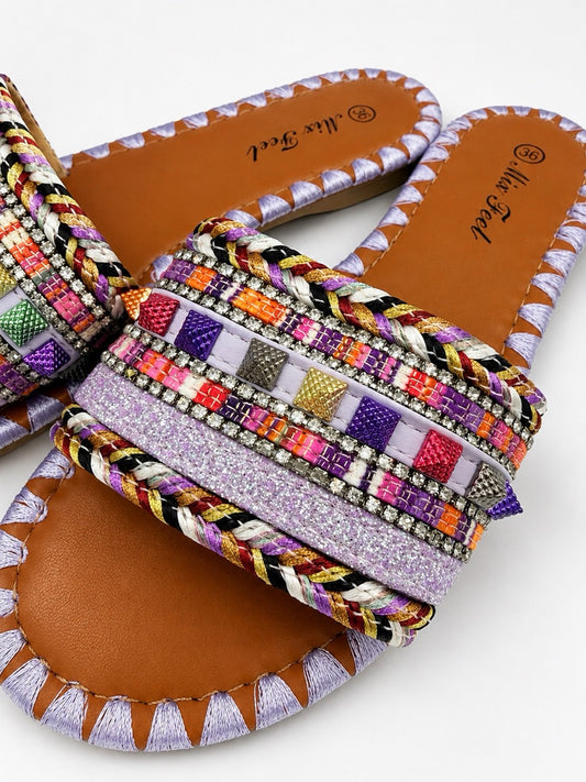Ciabatta multicolor con fascia decorata e dettagli strass