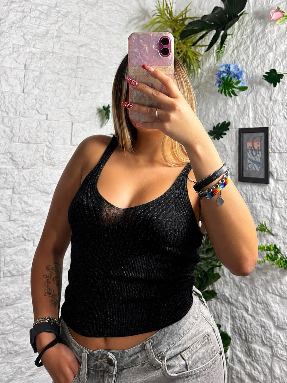Canotta in lurex a costine con scollo a V