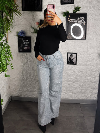 Jeans azzurro ghiaccio maculato in denim a palazzo con strass