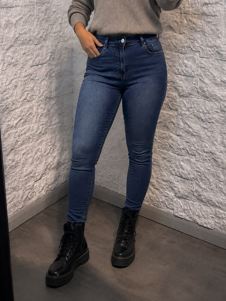 Jeans blu medio in denim skinny con vita alta