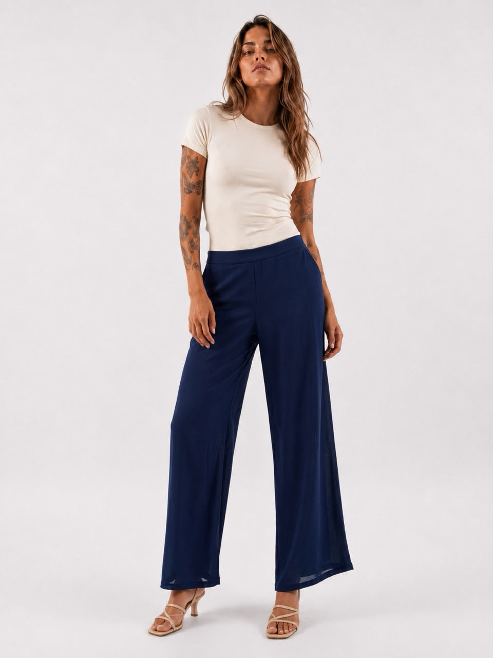 Pantalone blu navy a palazzo in tessuto leggero