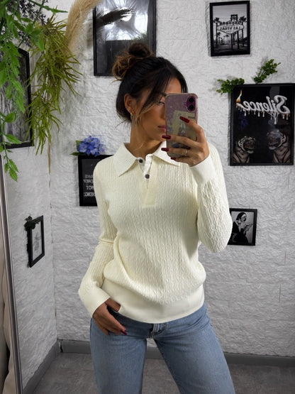 Maglioncino in maglia intrecciata con colletto camicia integrato