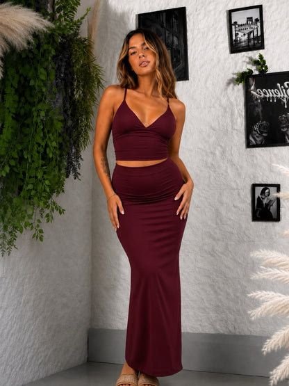 Coordinato con top e gonna lunga a tubino elasticizzata