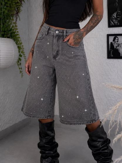 Bermuda jort grigio slavato in denim con brillantini