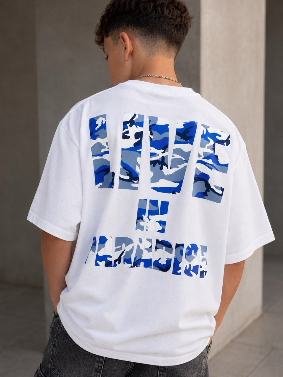 T-shirt bianca con stampa retro blu  LIVE IN PARADISE 10-16 anni
