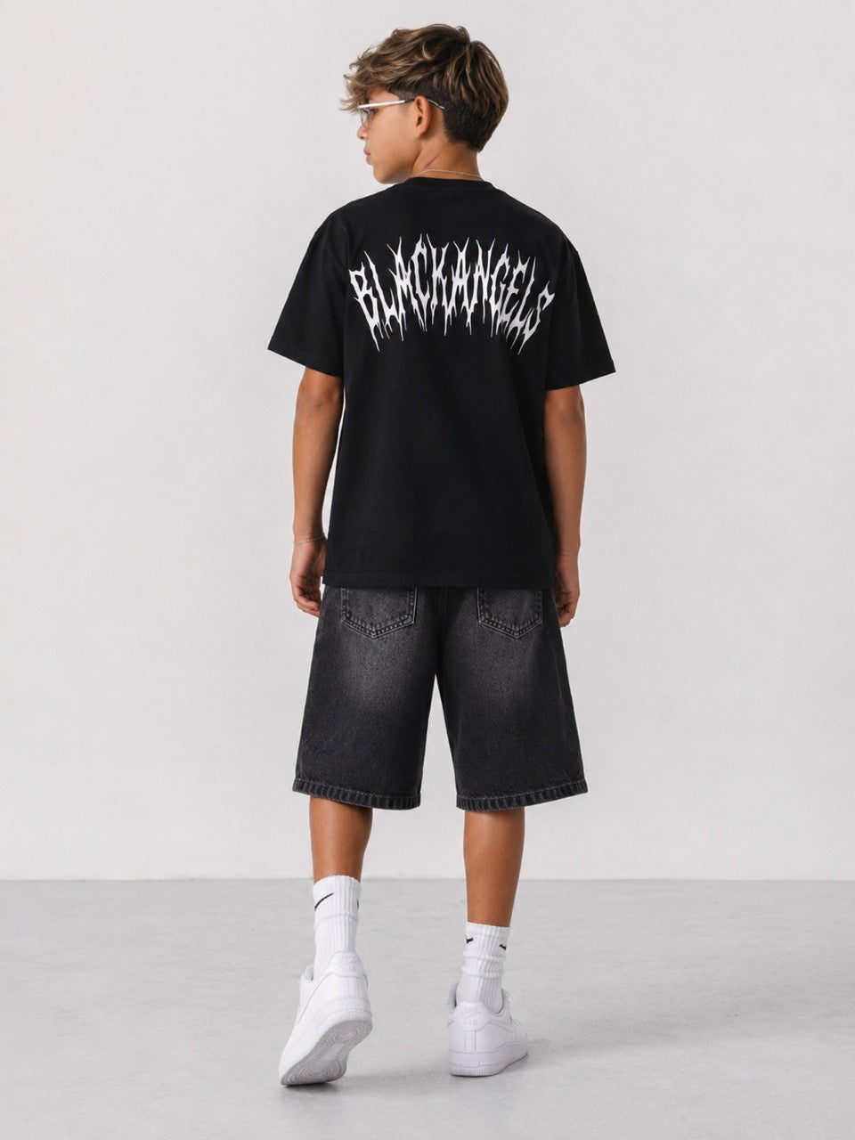 T-shirt nera con stampa BLACK ANGELS 10-16 anni