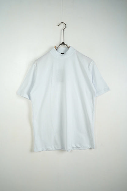 T-shirt bianca in tinta unita con mezzo collo alto