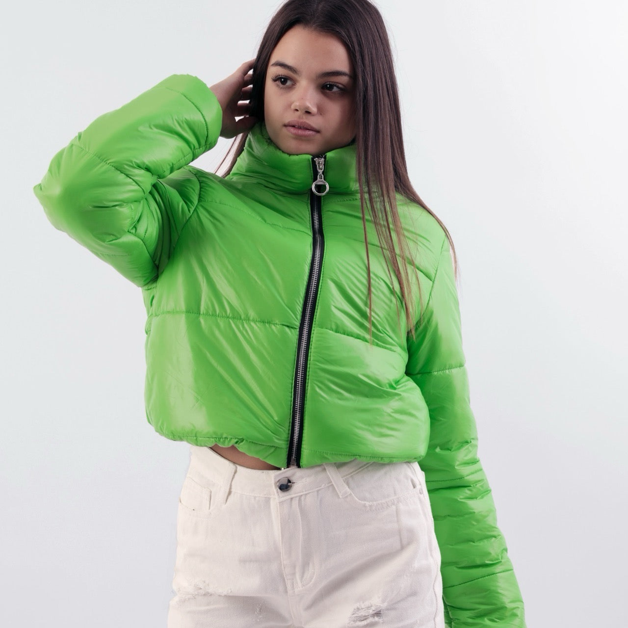Bomber crop imbottito tinta unita con collo alto