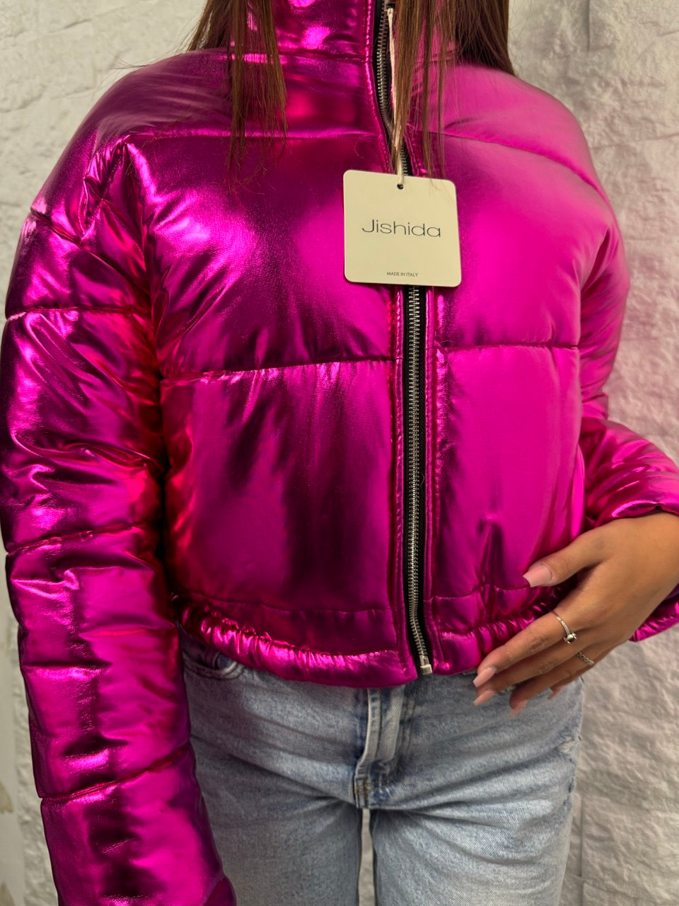 Bomber fucsia in tessuto laminato lucido