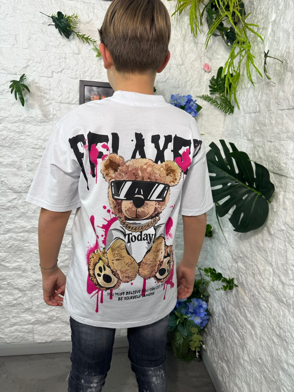 T-shirt bianca con stampa orso e scritta "RELAXED" fucsia 10-16 anni