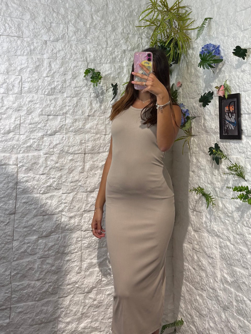 Abito tubino lungo a costine con spalline sottili e spacco posteriore