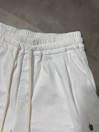 Pantaloncino cargo bianco in cotone con tasche laterali