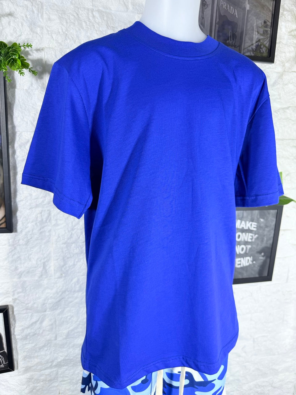 T-shirt blu in tinta unita con mezzo collo alto 10-16 anni