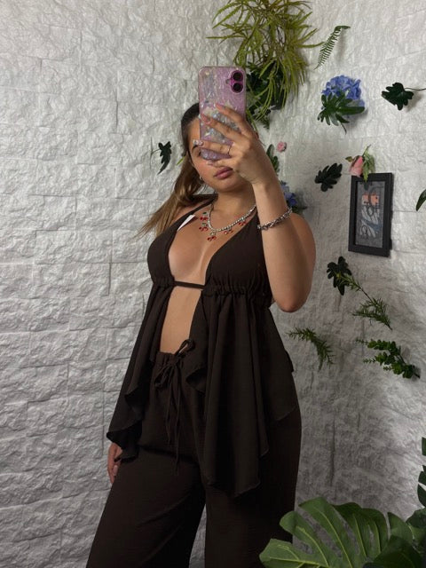 Completo top con volant e pantalone lungo in simil lino