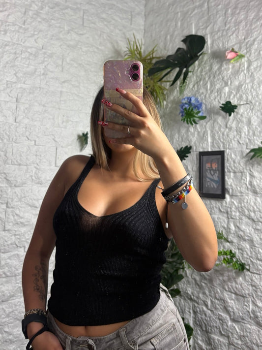 Canotta in tinta unita a costine in lurex con scollo a V