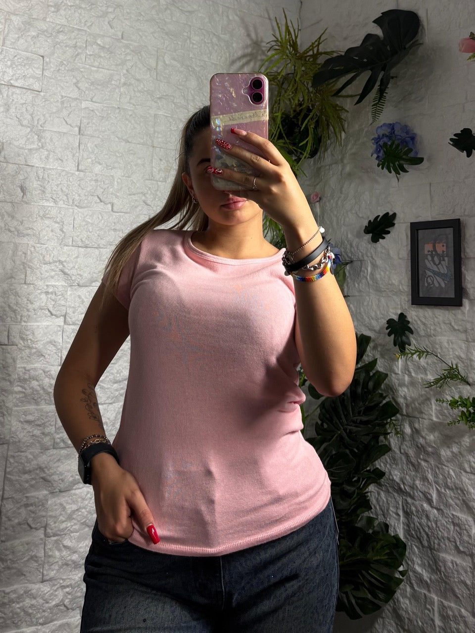 T-shirt aderente in cotone tinta unita
