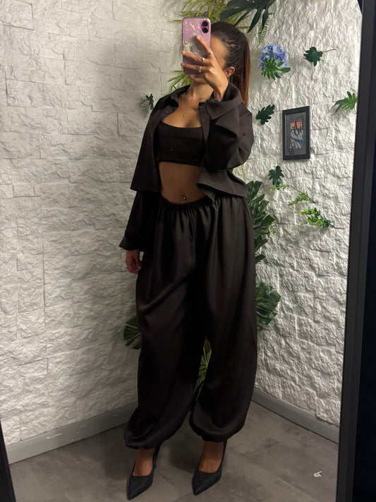 Set 3 pezzi con top camicetta cropped e pantaloni balloon
