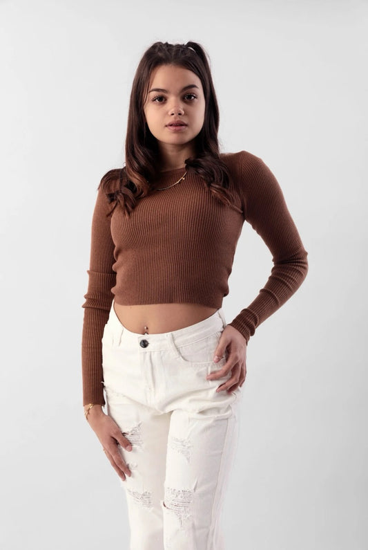 Maglioncino crop top a costine tinta unita