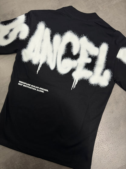 T-shirt nera con mezzo collo alto e scritta "LOS ANGELES" spray 10-16 anni