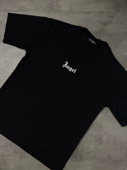 T-shirt nera con stampa ali e scritta "ANGEL" - OVERSIZE