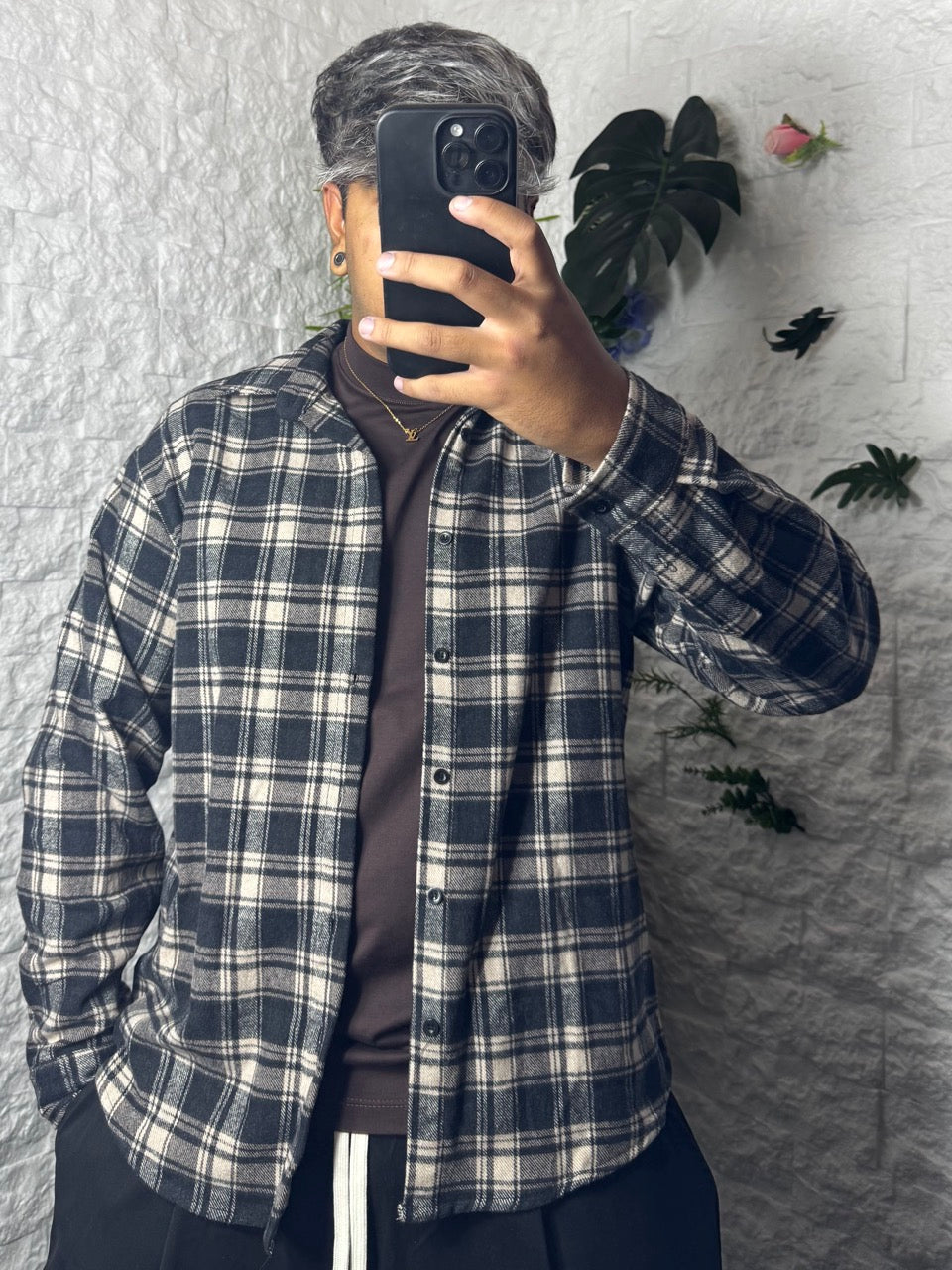Camicia a quadri beige e grigio in tessuto felpato - OVERSIZE