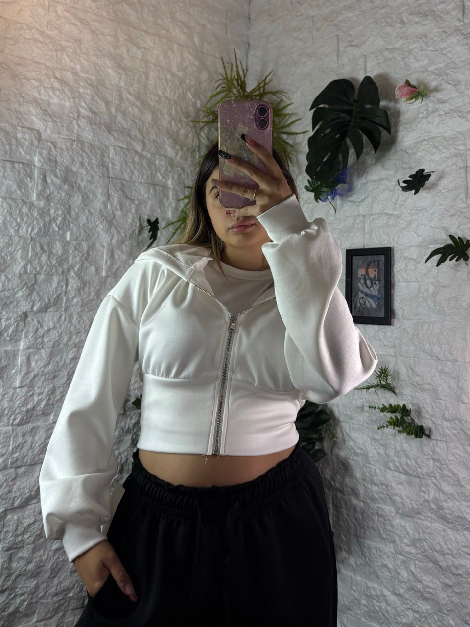 Felpa crop con zip e cappuccio in tinta unita - GARZATA