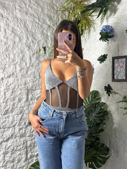 Body glitterato con dettagli in tulle trasparente