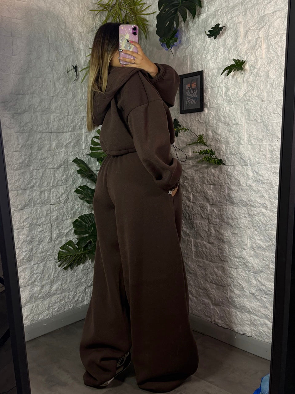 Completo con felpa a zip e laccio regolabile e pantalone a fondo ampio - FELPATO