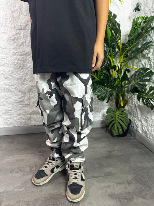 Pantalone cargo militare grigio con tasconi e fondo elastico 10-16 anni